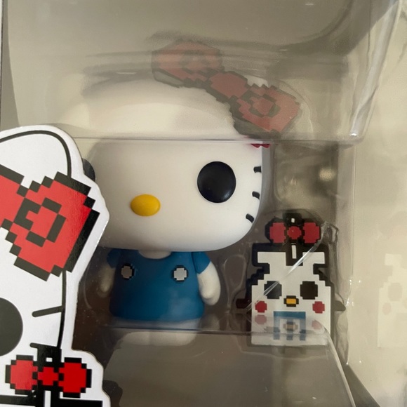 Hello Kitty Funko Pop 31 - Picture 2 of 7